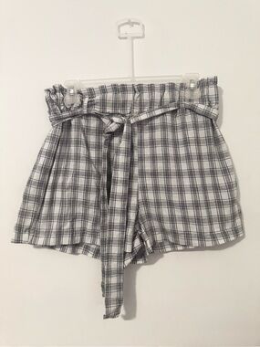 Must Have White w/ Black Plaid Waist Tie Shorts